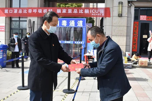 【河南供稿】【出彩河南人——戰“疫”一線的最美身影】許昌市：守護馳援武漢抗“疫”醫護人員后方